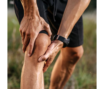 Warum die Knie knacken: Ursachen, Begleiterscheinungen und Lösungsansätze
